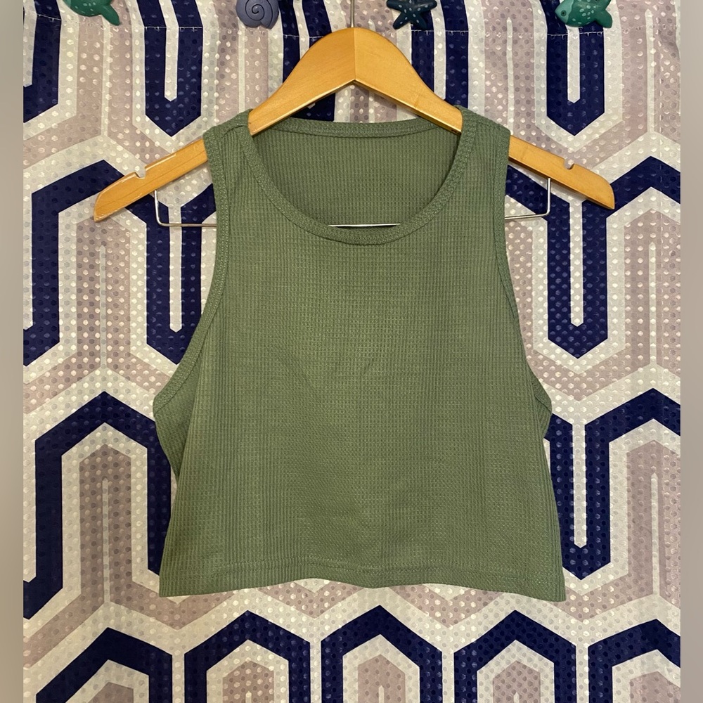 TEMU crop top